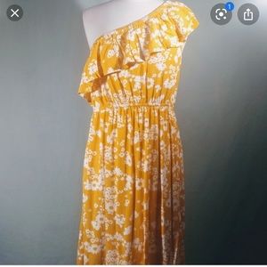 ‼️NWOT‼️Old Navy One shoulder dress